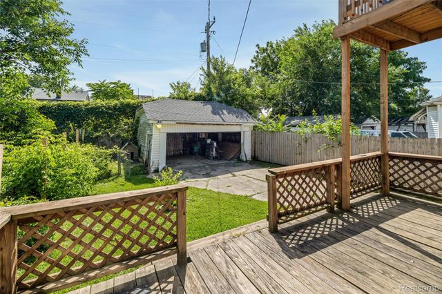 7738 Wykes Street, Detroit, MI 48210