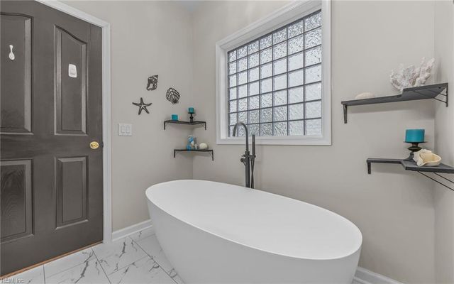 2928 Einstein DR, Virginia Beach, VA 23456