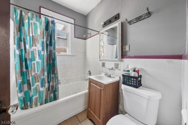 77 40Th St, Irvington Twp., NJ 07111
