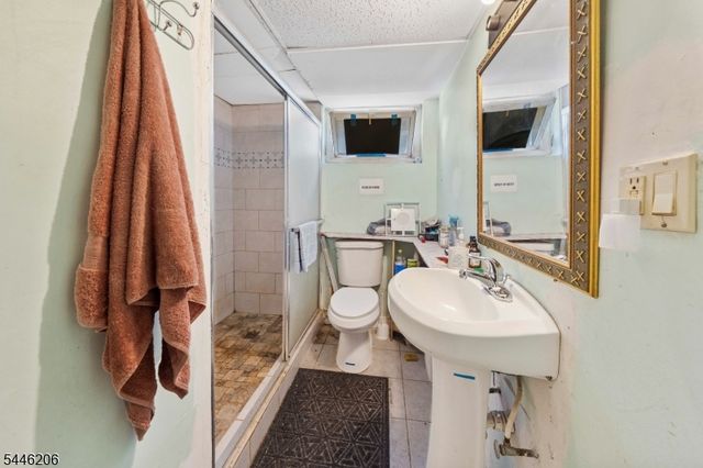 77 40Th St, Irvington Twp., NJ 07111