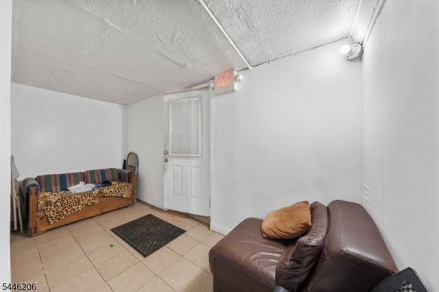 77 40Th St, Irvington Twp., NJ 07111