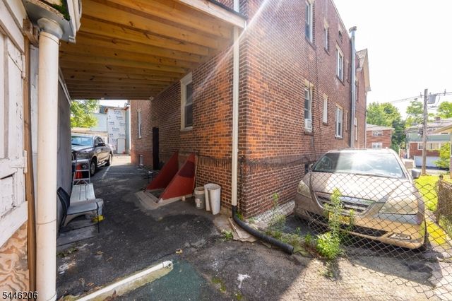 77 40Th St, Irvington Twp., NJ 07111