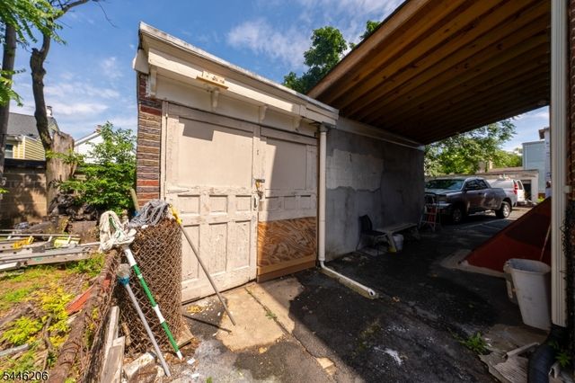 77 40Th St, Irvington Twp., NJ 07111