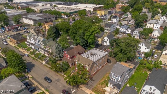 77 40Th St, Irvington Twp., NJ 07111