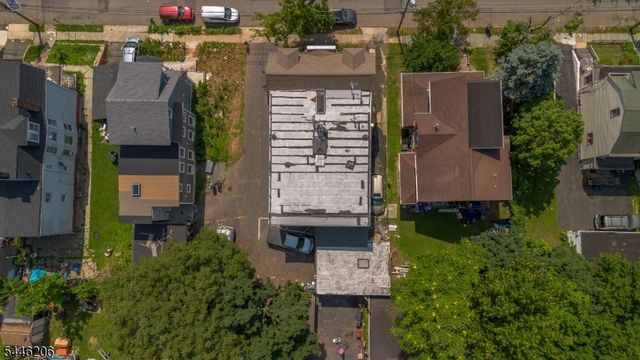 77 40Th St, Irvington Twp., NJ 07111