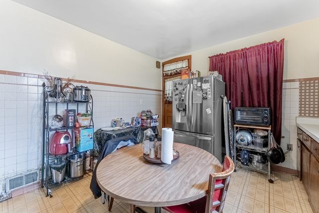 1909 Harvey Avenue, Berwyn, IL 60402