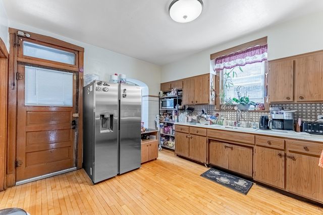 1909 Harvey Avenue, Berwyn, IL 60402