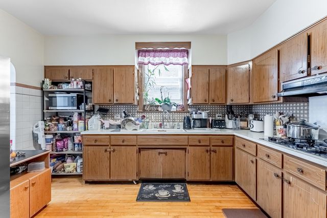 1909 Harvey Avenue, Berwyn, IL 60402