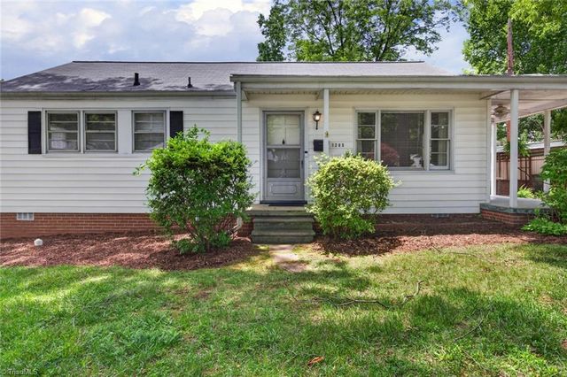 1205 Quail Drive, Greensboro, NC 27408