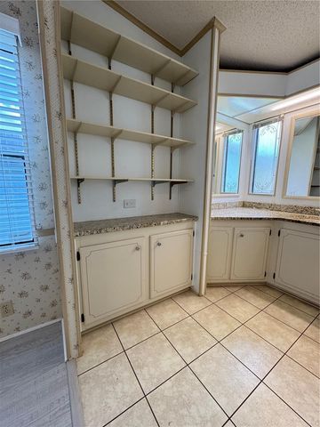 25100 PINE HILL, Leesburg, FL 34748