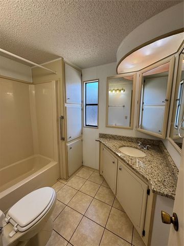 25100 PINE HILL, Leesburg, FL 34748