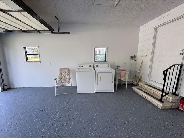 25100 PINE HILL, Leesburg, FL 34748