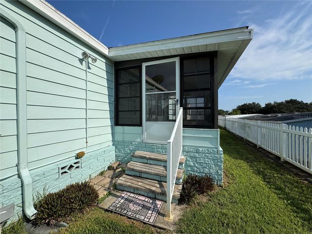 25100 PINE HILL, Leesburg, FL 34748