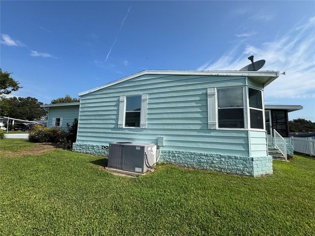 25100 PINE HILL, Leesburg, FL 34748