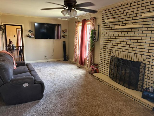 804 E Clark Street, West Frankfort, IL 62896