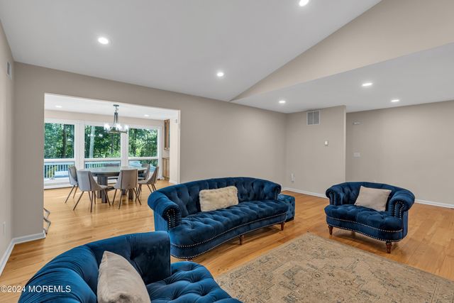 222 Bartley Road, Jackson, NJ 08527