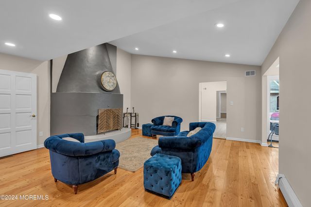 222 Bartley Road, Jackson, NJ 08527