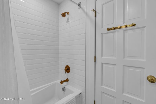 222 Bartley Road, Jackson, NJ 08527