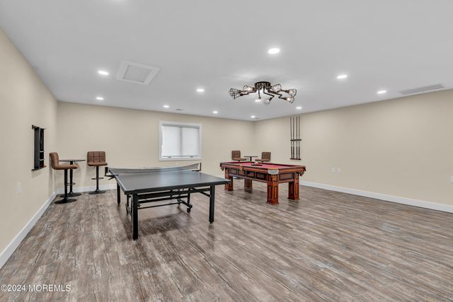 222 Bartley Road, Jackson, NJ 08527