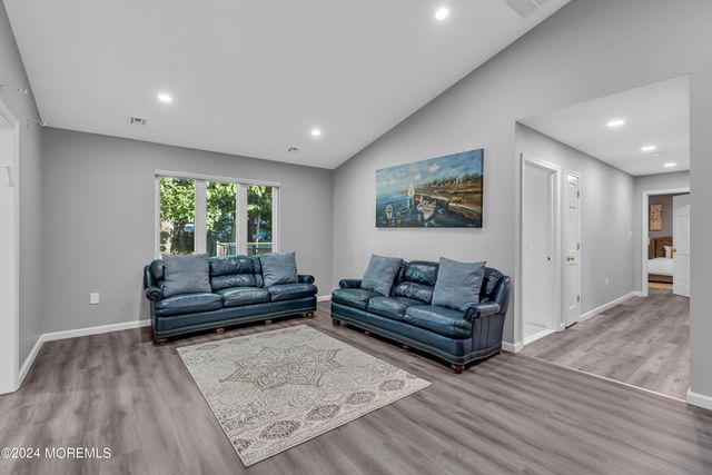 222 Bartley Road, Jackson, NJ 08527