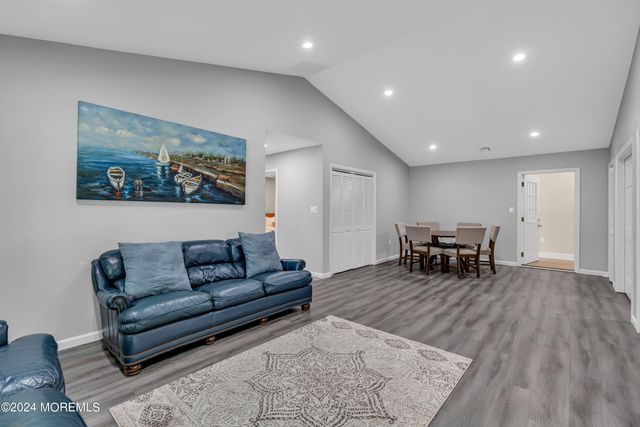 222 Bartley Road, Jackson, NJ 08527