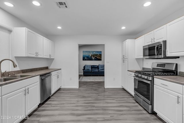 222 Bartley Road, Jackson, NJ 08527