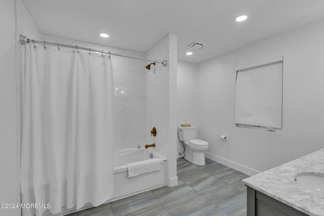 222 Bartley Road, Jackson, NJ 08527