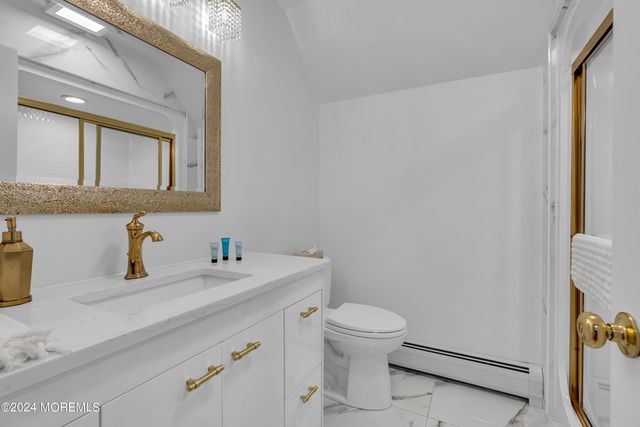 222 Bartley Road, Jackson, NJ 08527