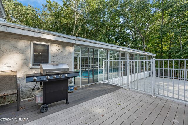 222 Bartley Road, Jackson, NJ 08527