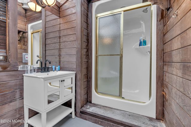 222 Bartley Road, Jackson, NJ 08527