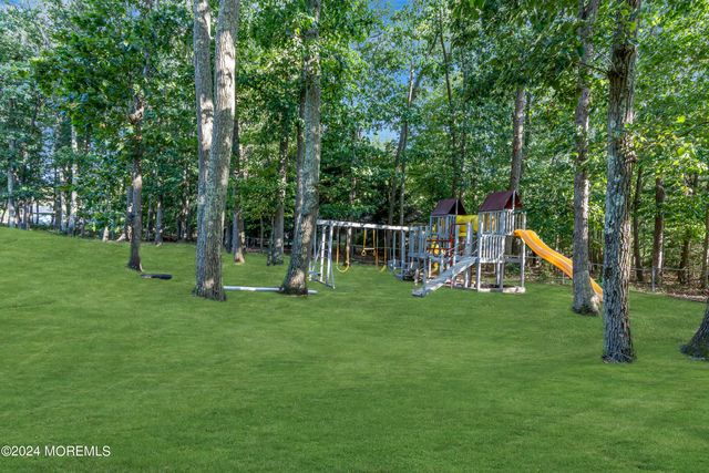 222 Bartley Road, Jackson, NJ 08527