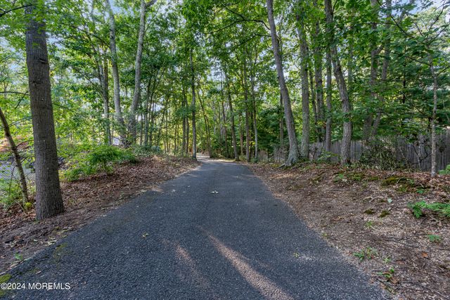 222 Bartley Road, Jackson, NJ 08527