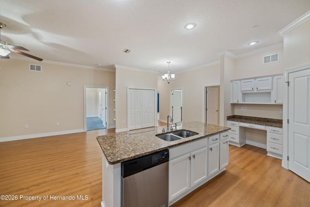 7980 Southern Pines Drive, Brooksville, FL 34601