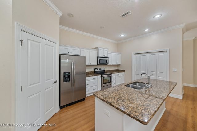 7980 Southern Pines Drive, Brooksville, FL 34601