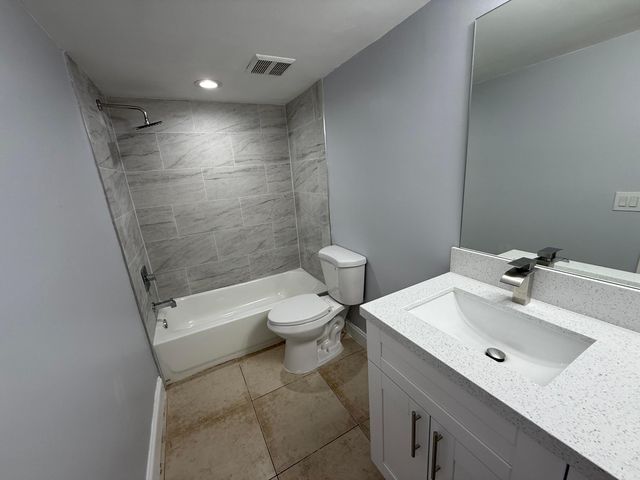 5760 Rock Island Road 309, Tamarac, FL 33319