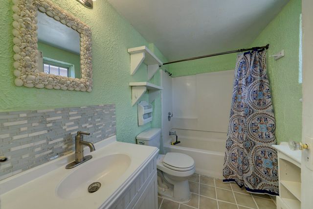 1508 Edith Boulevard NE, Albuquerque, NM 87102