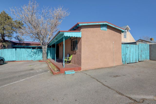 1508 Edith Boulevard NE, Albuquerque, NM 87102