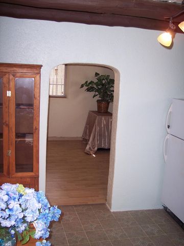 1508 Edith Boulevard NE, Albuquerque, NM 87102