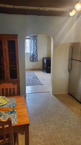 1508 Edith Boulevard NE, Albuquerque, NM 87102