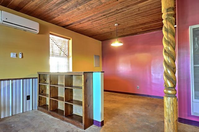 1508 Edith Boulevard NE, Albuquerque, NM 87102