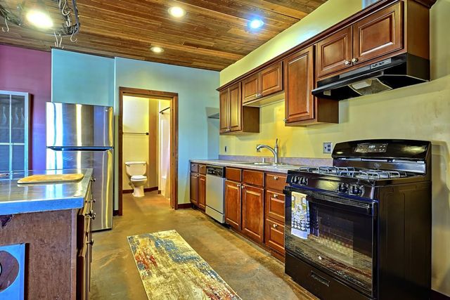 1508 Edith Boulevard NE, Albuquerque, NM 87102