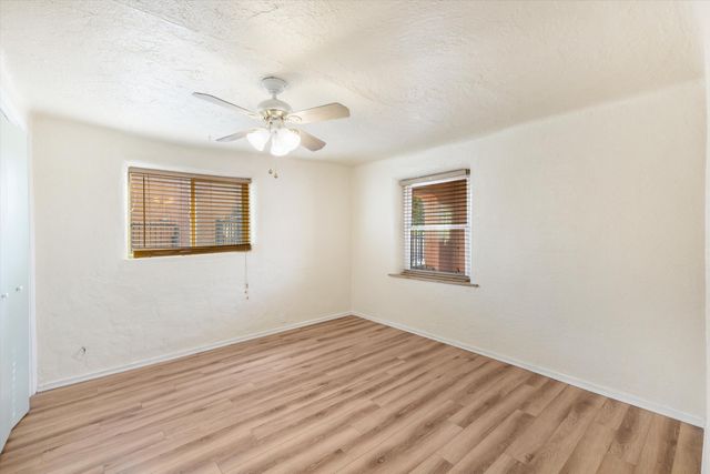 1508 Edith Boulevard NE, Albuquerque, NM 87102