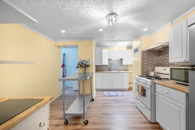 1508 Edith Boulevard NE, Albuquerque, NM 87102