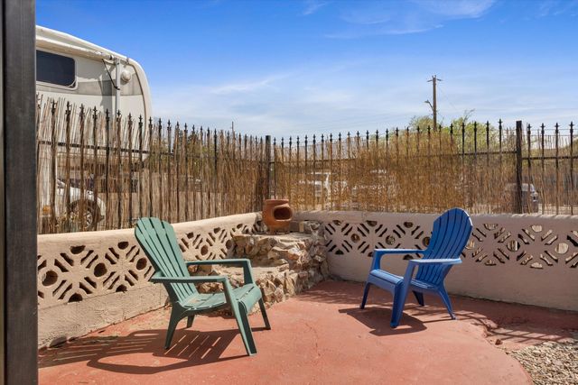 1508 Edith Boulevard NE, Albuquerque, NM 87102