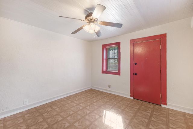 1508 Edith Boulevard NE, Albuquerque, NM 87102