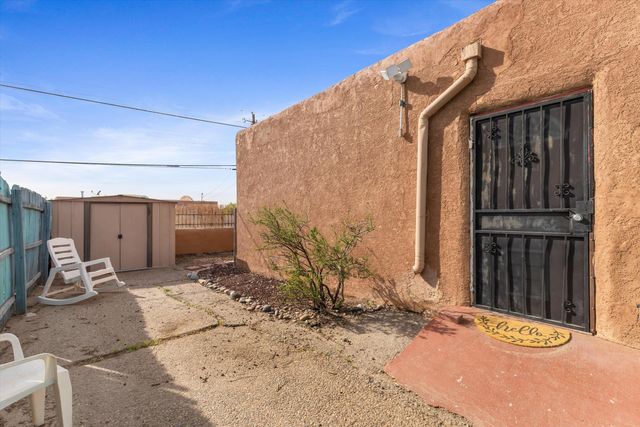 1508 Edith Boulevard NE, Albuquerque, NM 87102