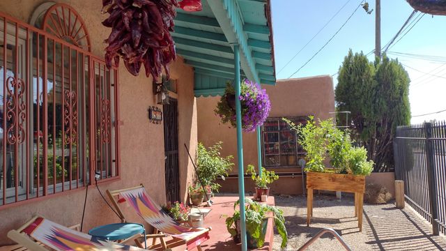 1508 Edith Boulevard NE, Albuquerque, NM 87102