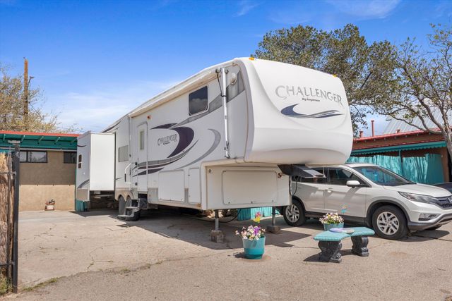 1508 Edith Boulevard NE, Albuquerque, NM 87102