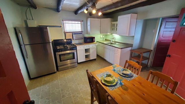 1508 Edith Boulevard NE, Albuquerque, NM 87102