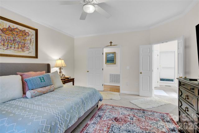 5476 Deer Run Court, Davidson, NC 28036